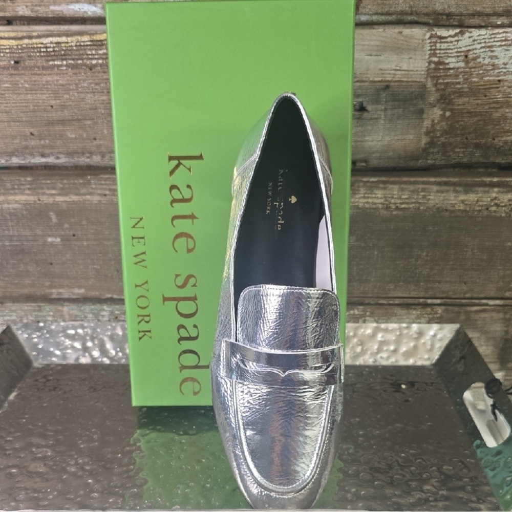 NIB Kate Spade New York Metallic Silver Genevieve Loafers Size 9.5 - Picture 4 of 9